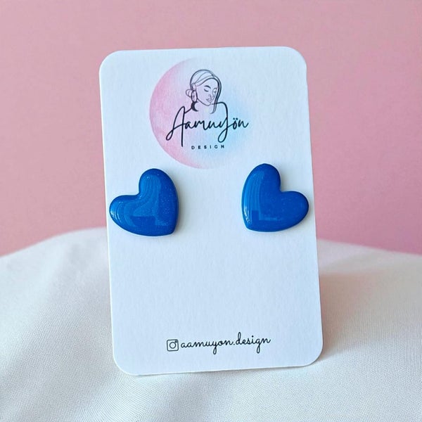 Aamuy&ouml;n Design, Helmi&auml;issyd&auml;n, Sininen