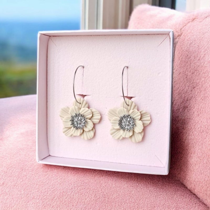 Aamuy&ouml;n Design, JUHANNUSRUUSUT renkaalla, Kerma