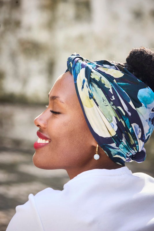 Kaiko, Square Scarf Large, Blue Anemone