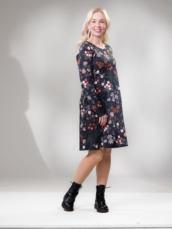 Versonpuoti, VERSOmekko LS,  M&Ouml;KILL&Auml;, Ruoste/viini