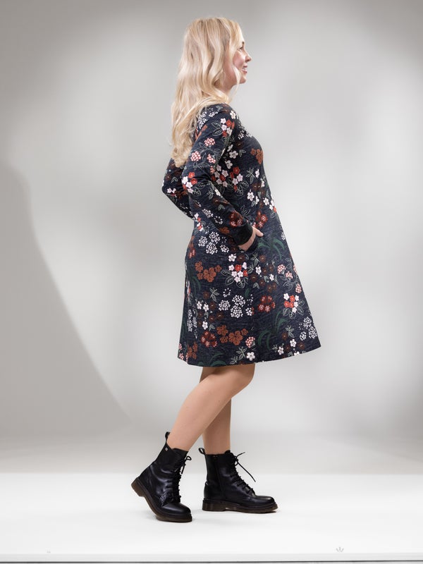 Versonpuoti, VERSOmekko LS,  M&Ouml;KILL&Auml;, Ruoste/viini