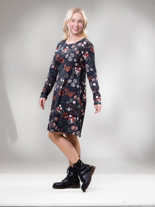 Versonpuoti, VERSOmekko LS,  M&Ouml;KILL&Auml;, Ruoste/viini